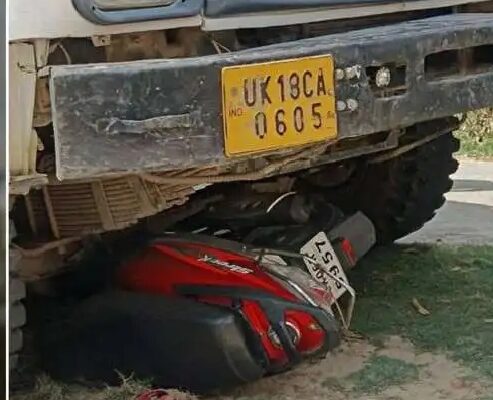 बुज़ुर्ग दंपती को मारी डंपर ने टक्कर महिला की मौत